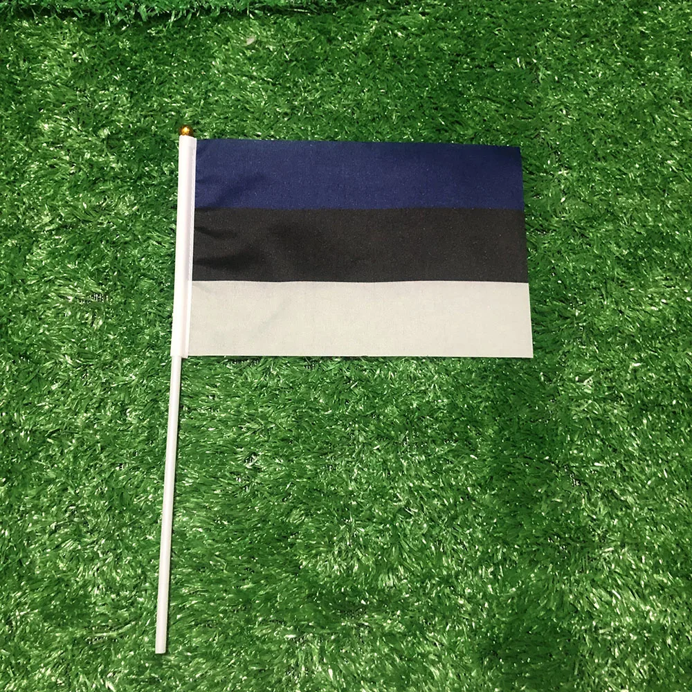 Bandera Estonia poliéster con asta de plástico para exterior - imagen 3