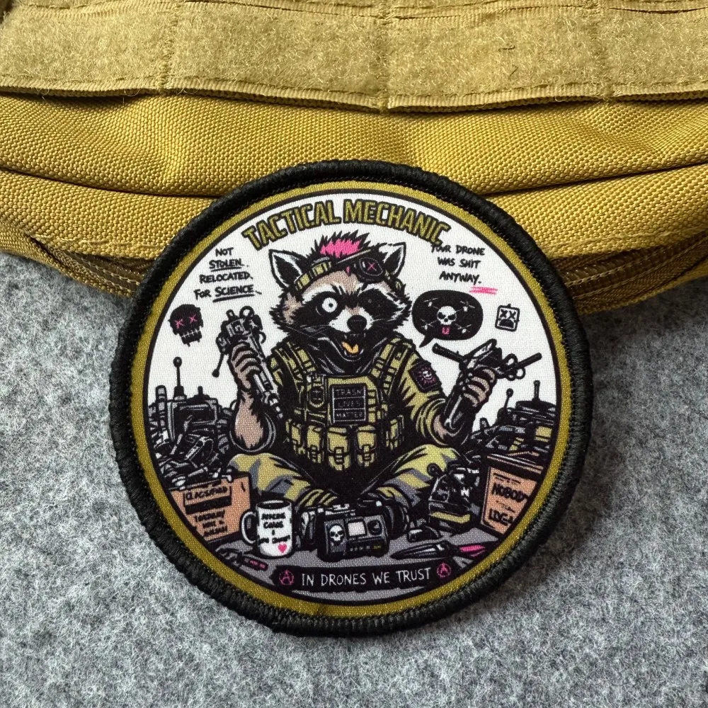 Parche táctico raccoon con velcro gancho y bucle para ropa - imagen 5