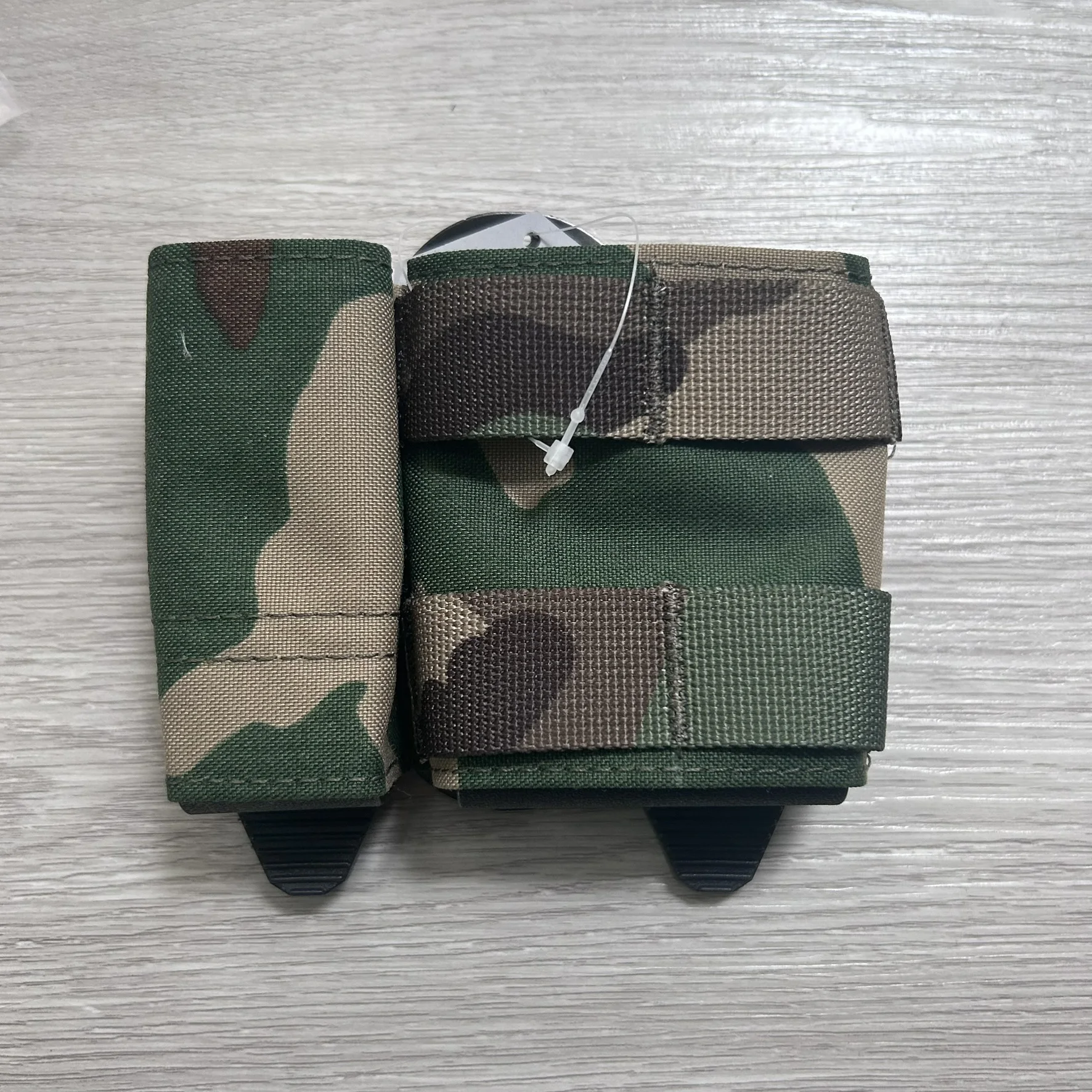 Bolsa táctica MOLLE doble para cargadores e inserto lateral - imagen 2