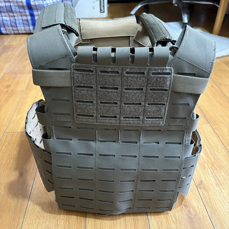 Chaleco táctico V2 con almohadillas para hombros laterales - imagen 4