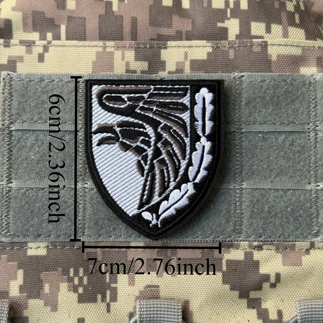 Parche táctico bordado águila voladora para mochila militar con gancho - imagen 3