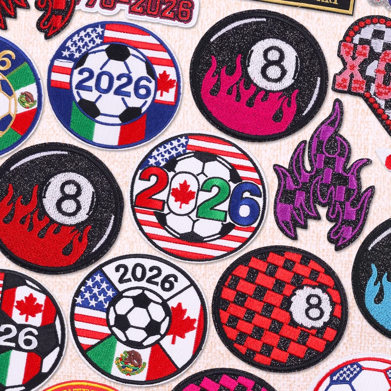 Parche bordado de llama fútbol y billar estilo Y2K para ropa mochila - imagen 4