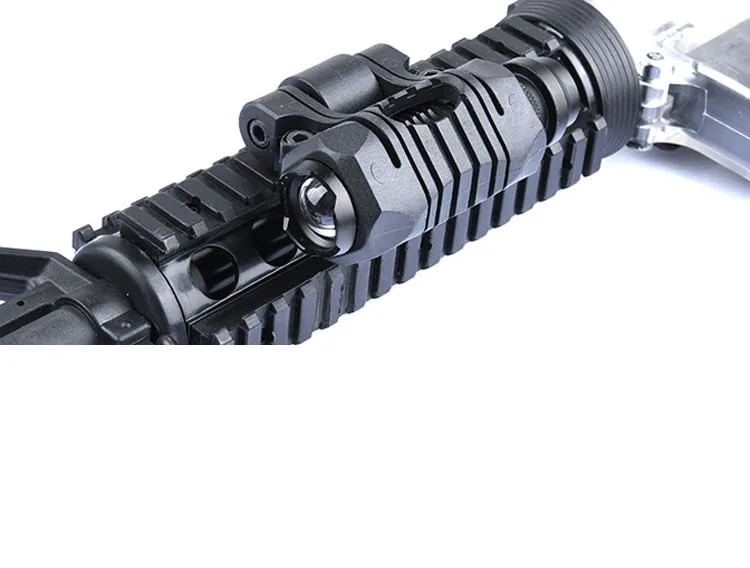 Lámpara táctica WADSN con montaje en casco