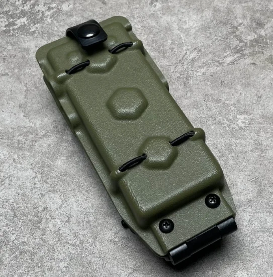 Funda táctica K-012 en vista frontal