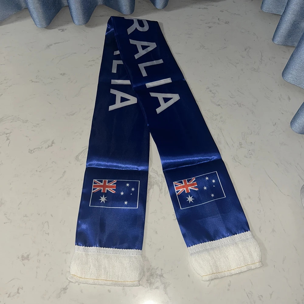 Bufanda satén Australia estampada con borlas y doble cara - imagen 3