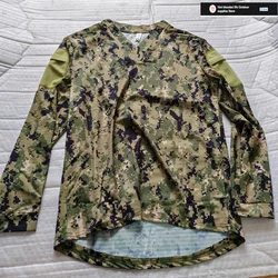 Camiseta táctica AOR2 transpirable con protección solar para verano