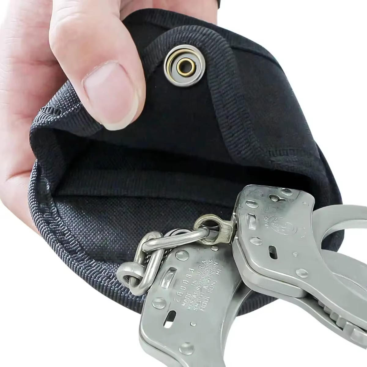 Porta esposas táctico policial con tracción rápida para cinturón - imagen 5