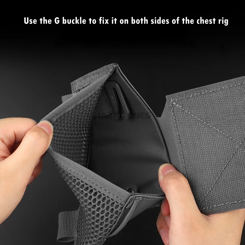 Bolsa lateral táctica MOLLE para portaplacas, radio y cargadores - imagen 4