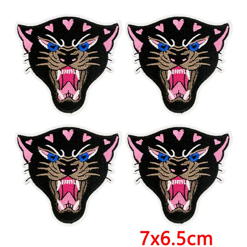 Parche termoadhesivo bordado pantera y abeja corazón rosa - imagen 3