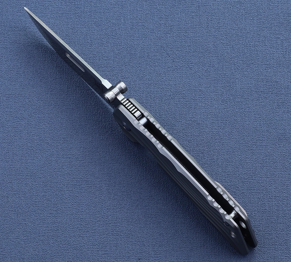 Cuchillo plegable de bolsillo: hoja y acabado
