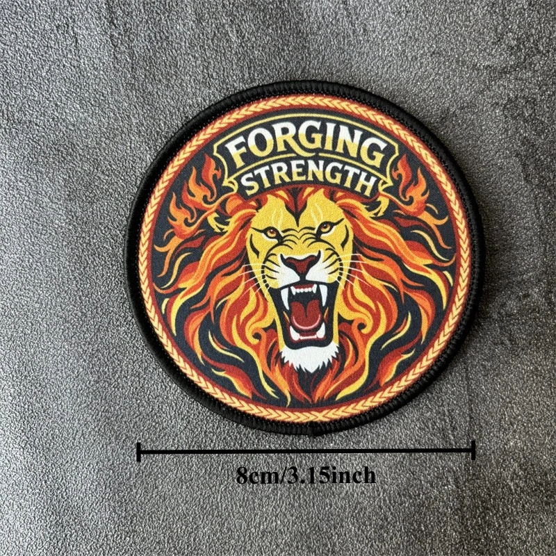 FORGING STRENGTH Parche táctico de león con velcro gancho y bucle - imagen 2