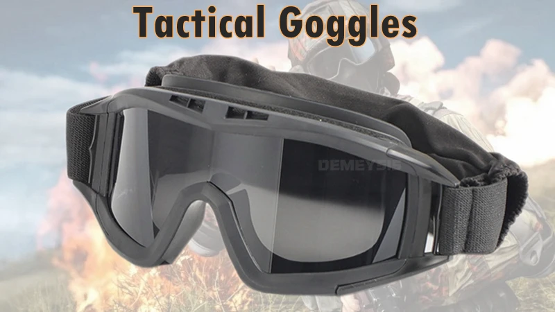 Gafas tácticas con lente transparente en contexto de uso