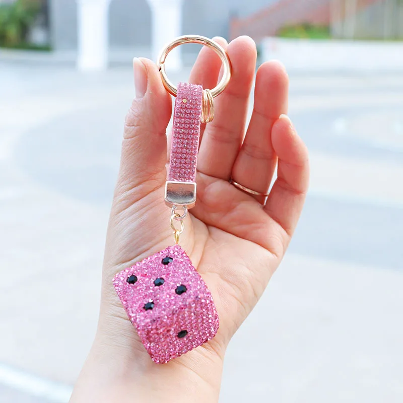 Llavero táctico de dados rosa con pedrería brillante y cristal