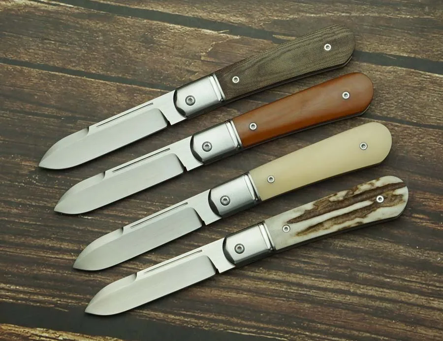 Vista del cuchillo plegable y el mango