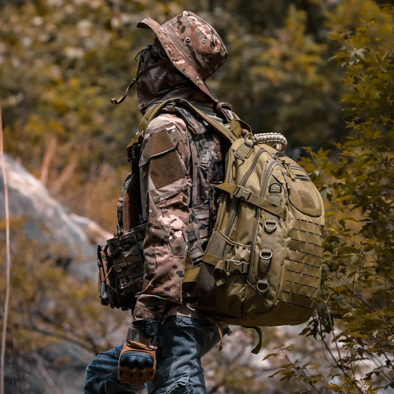 Mochila táctica MOLLE militar de asalto para senderismo - imagen 4