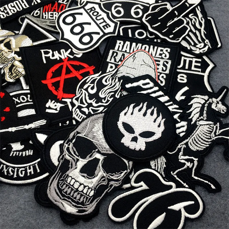 Parches Punk bordados para planchar – apliques blanco y negro - imagen 4