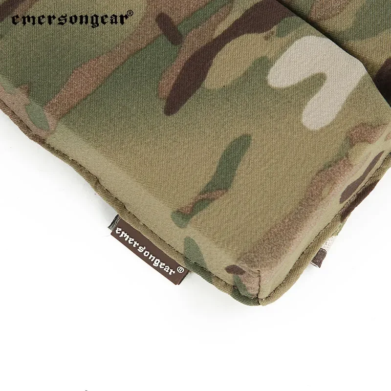 Detalle del sistema de anclaje MOLLE