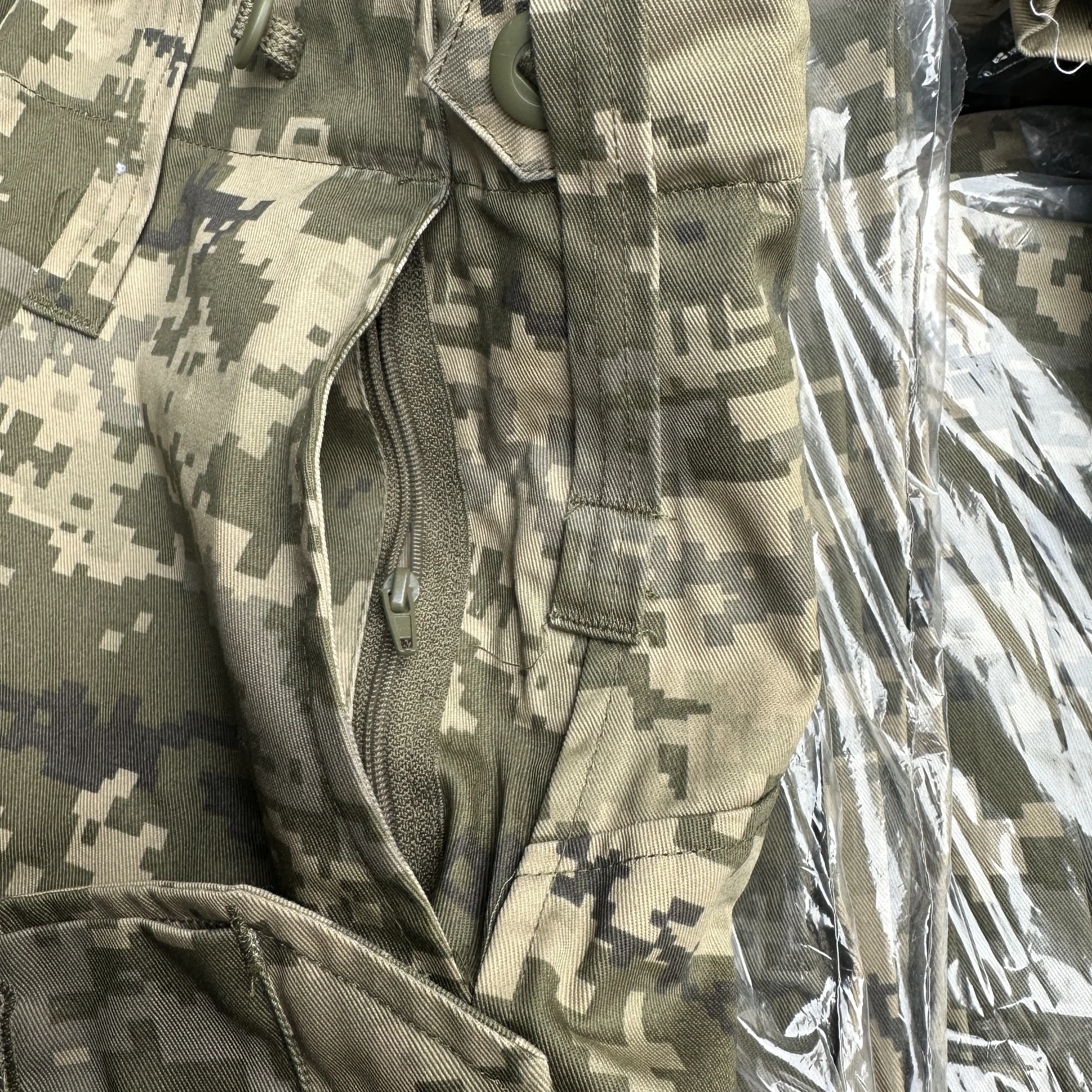 Pantalones tácticos camuflaje ucraniano al aire libre - imagen 3