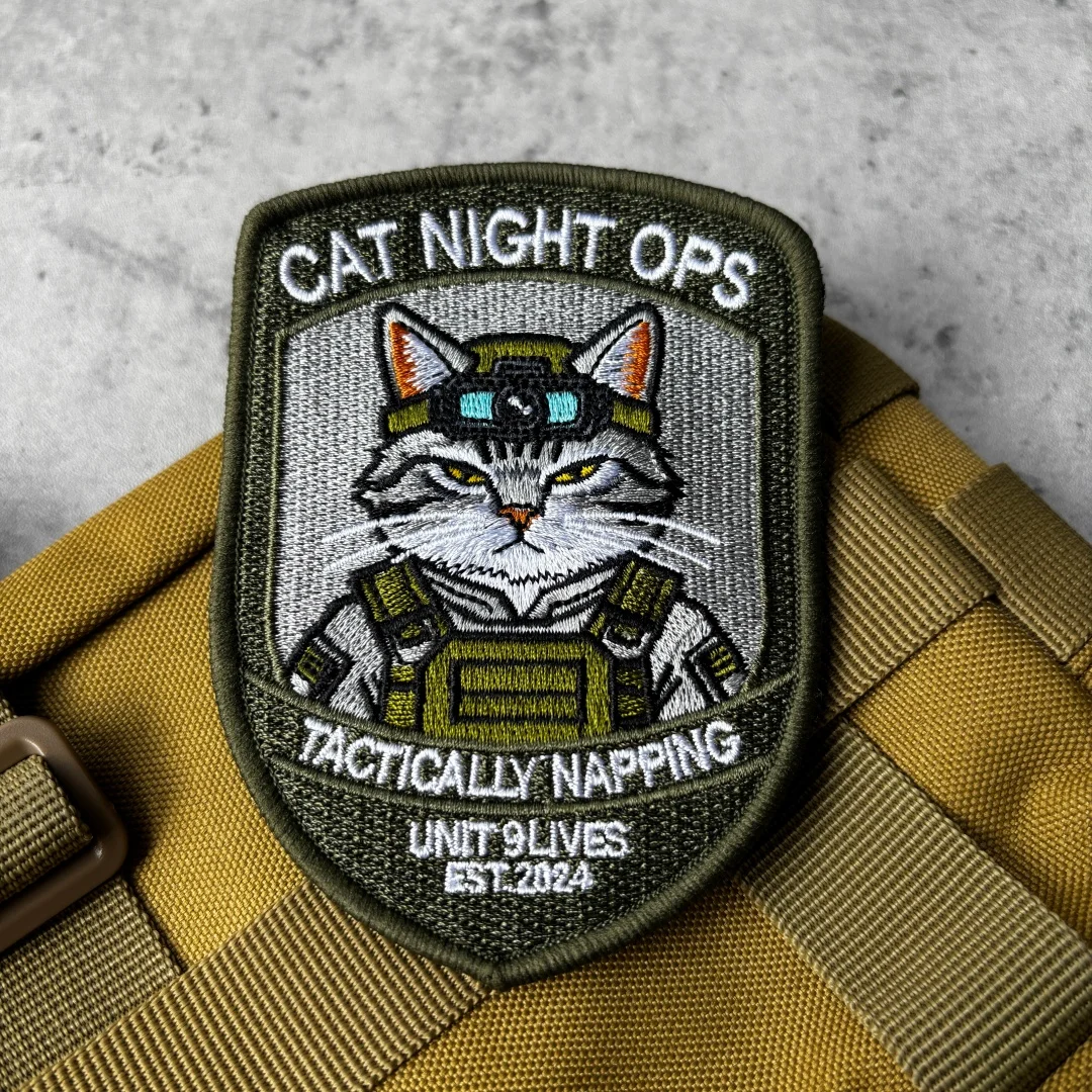 Parche táctico Cat Night Ops bordado gancho y bucle para mochila - imagen 2