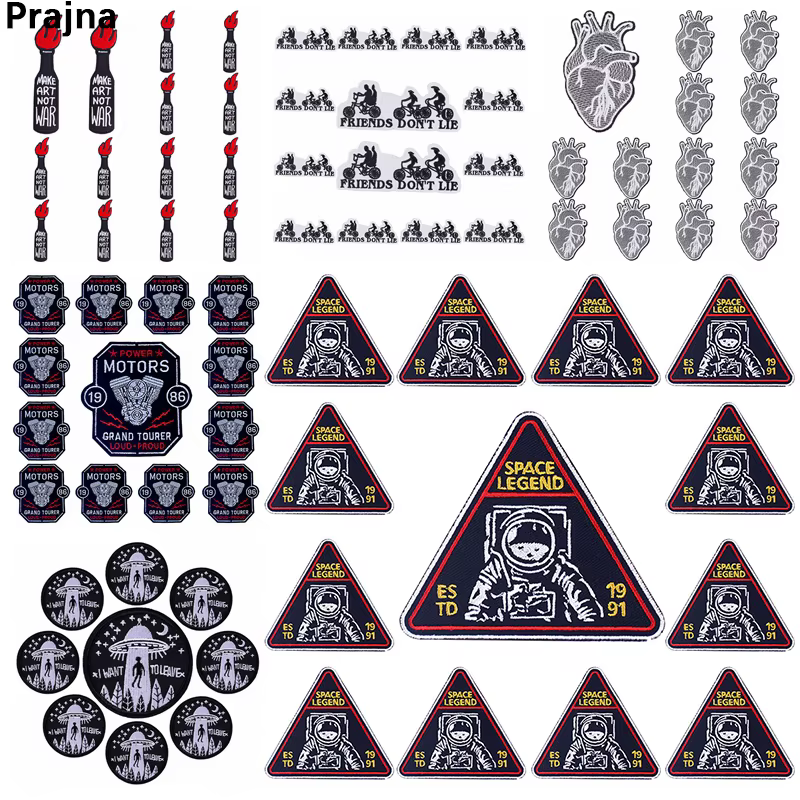 Parches bordados con diseños espaciales y punk