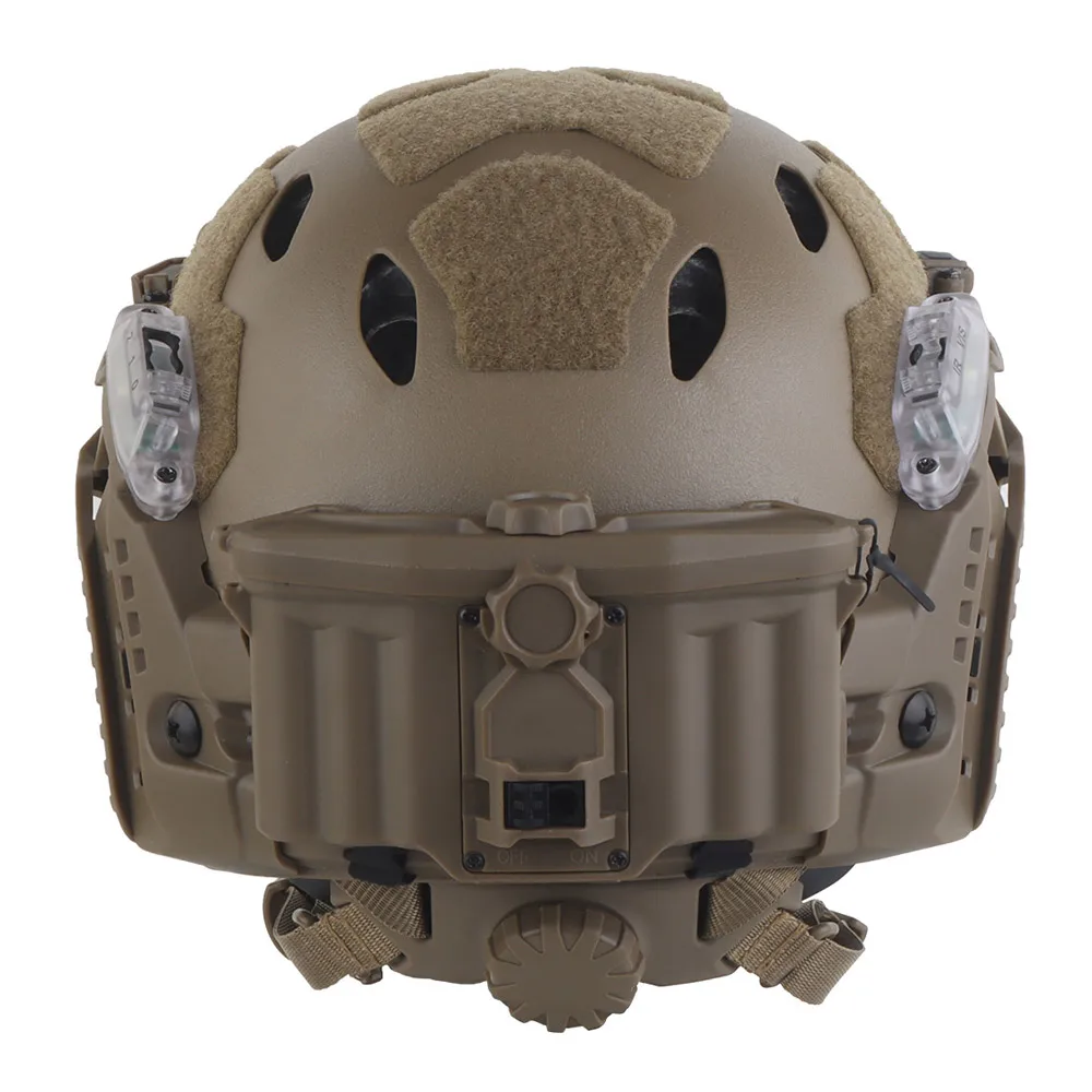 Casco táctico modular con riel ARC, luz IR y linterna LED táctica - imagen 3