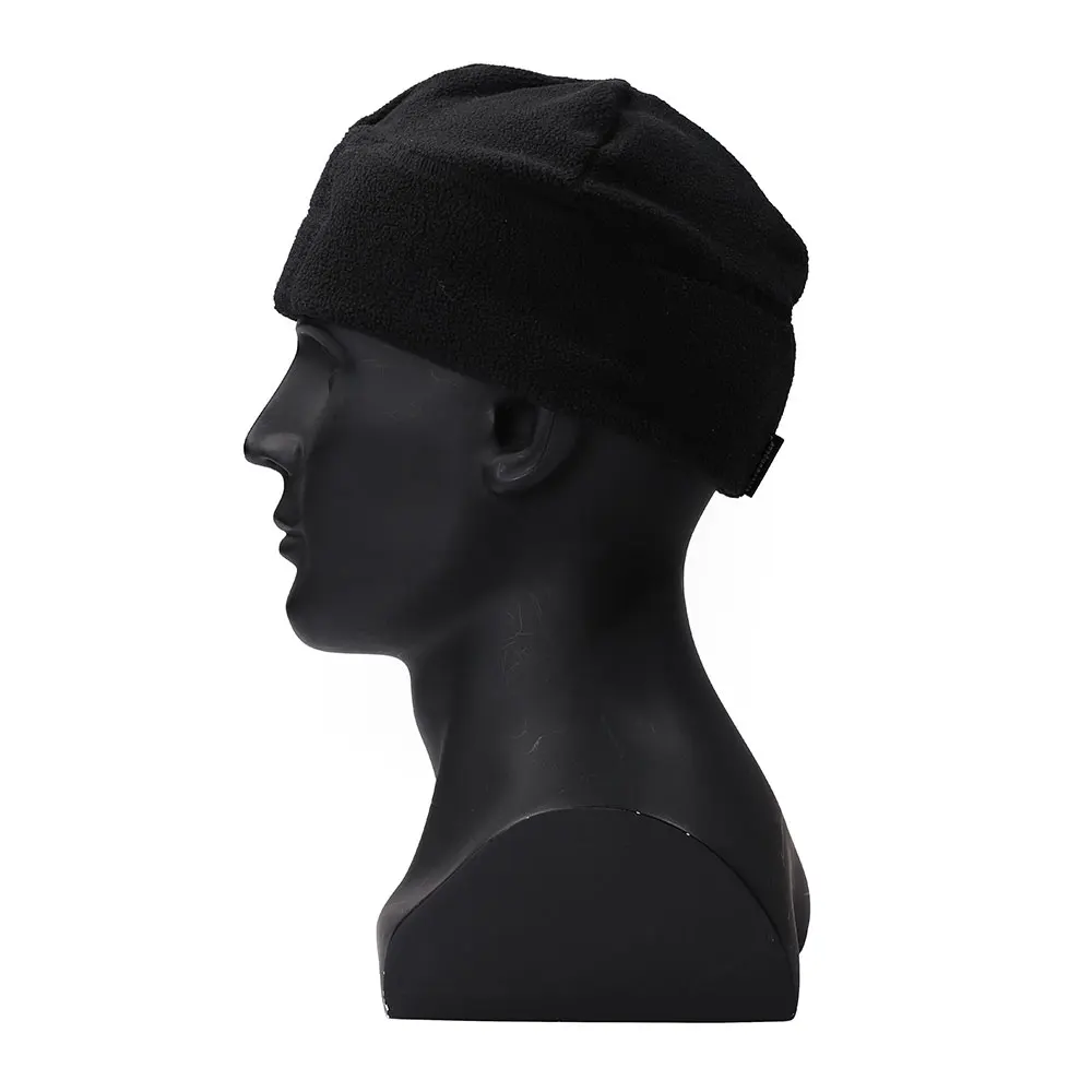 Vista del gorro con textura de forro polar