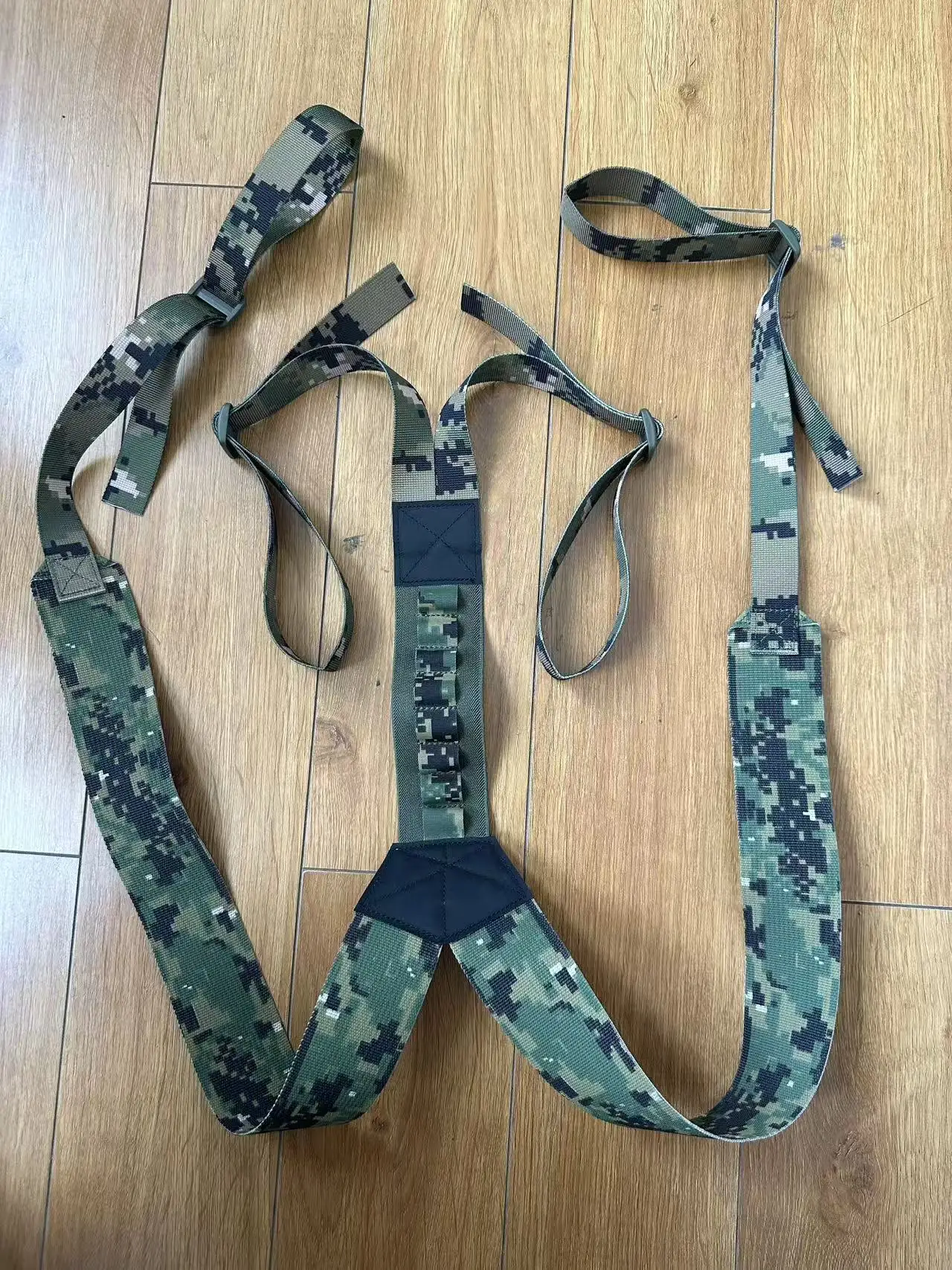 Cinturón táctico AOR2 con soporte lumbar para exteriores