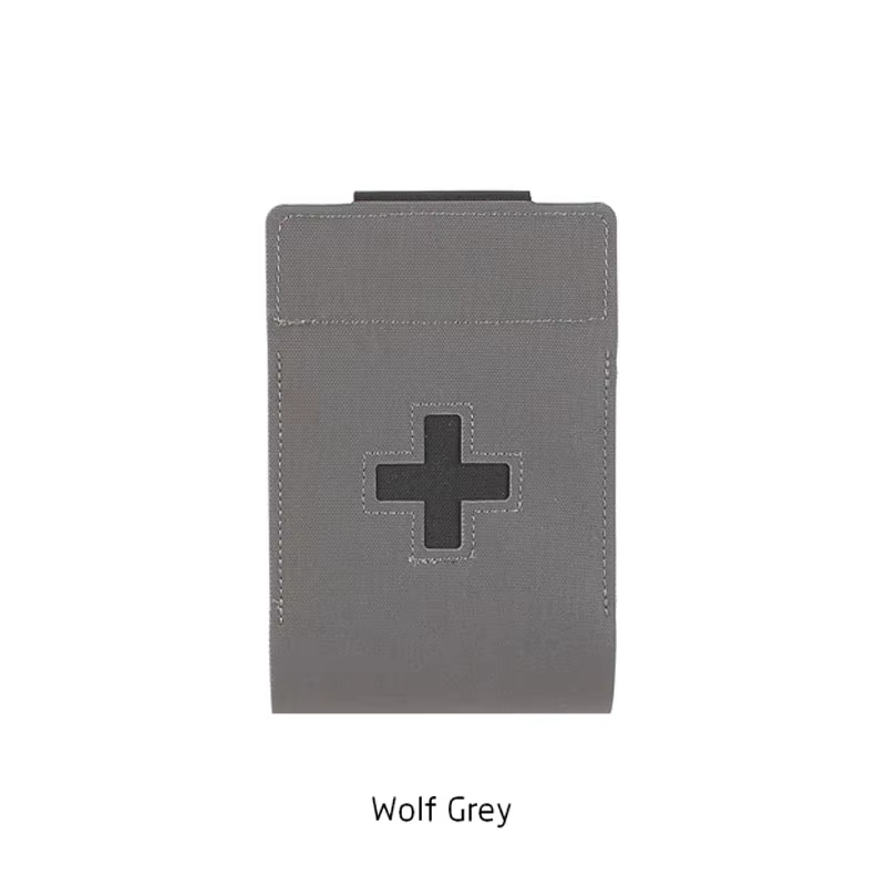 Vista de la bolsa médica portátil PEW Tactical