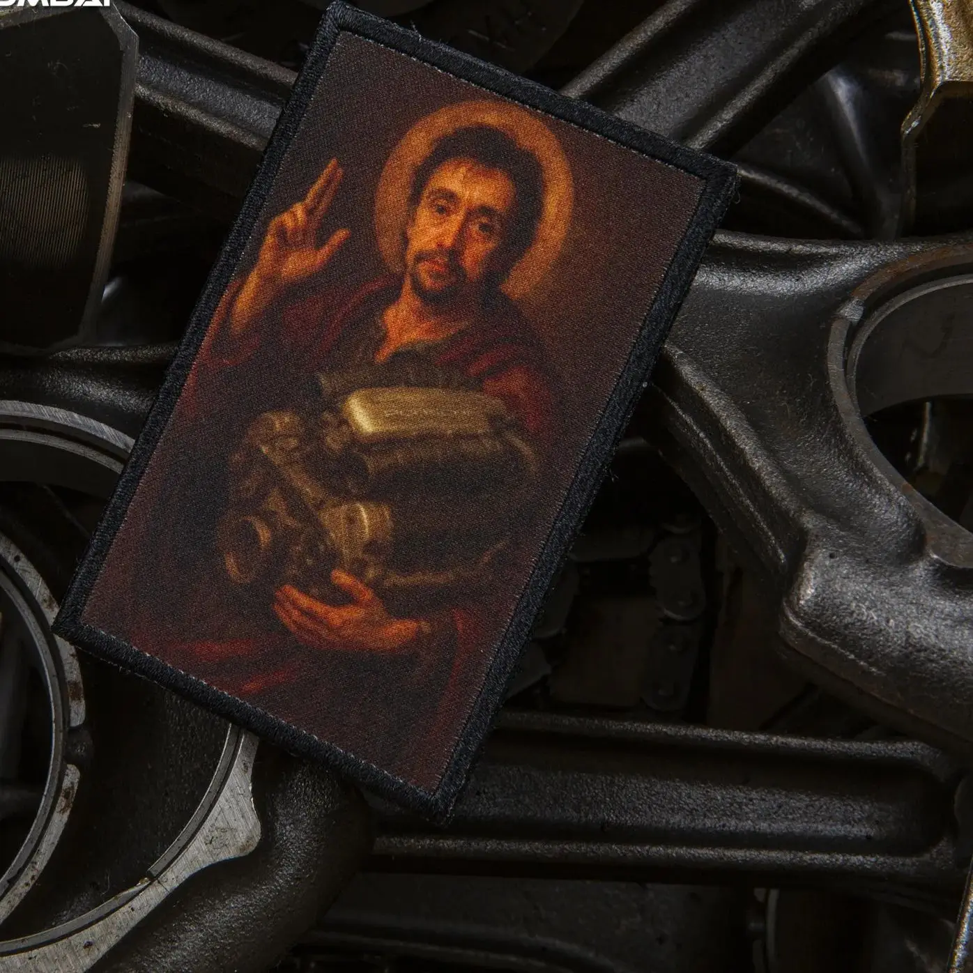 Parche mágico Dios de motores de combustión interna en diferentes ángulos