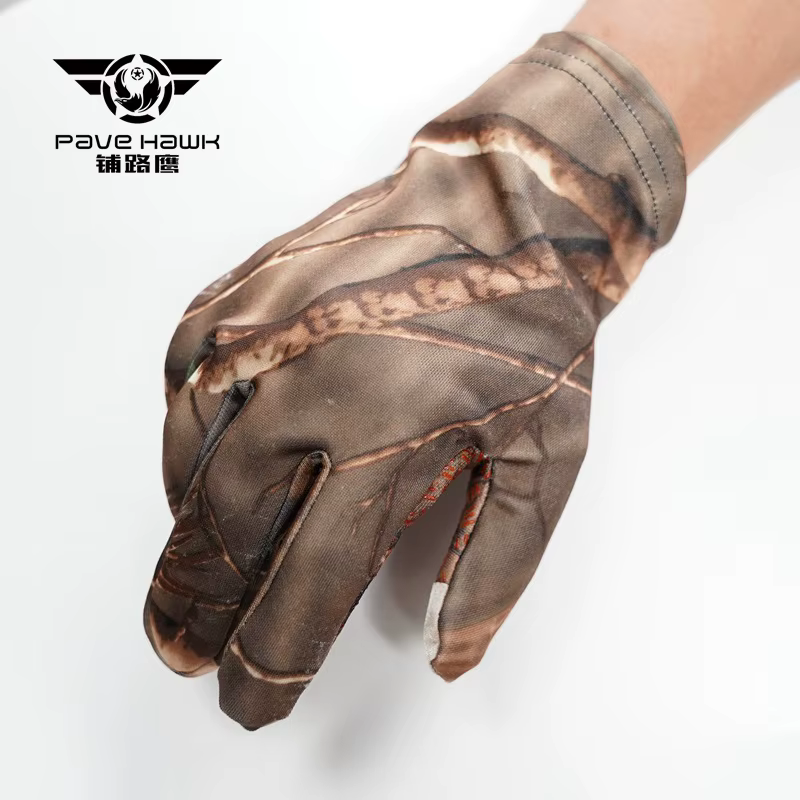 Guantes en contexto de uso outdoor