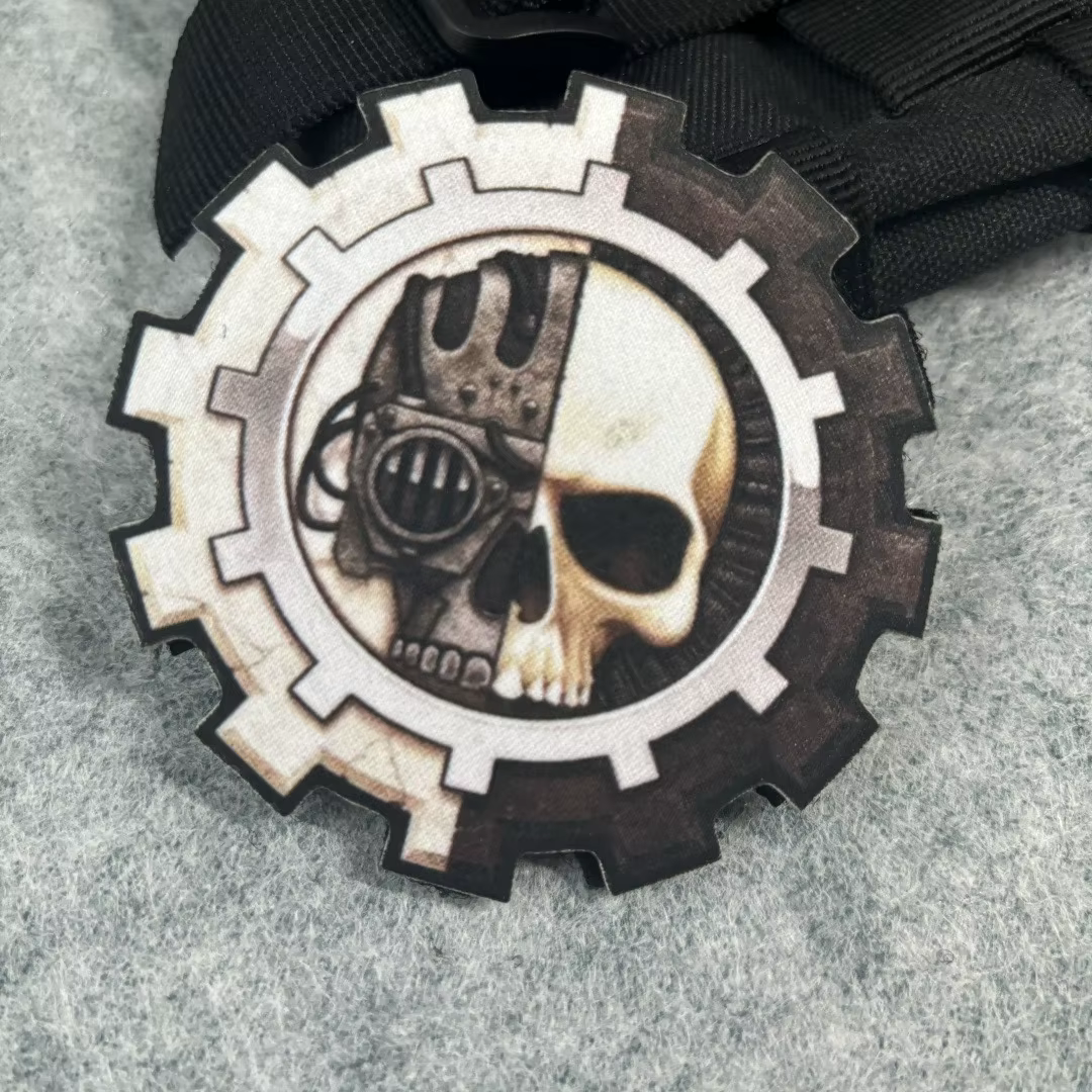 Parche calavera mecánica - Insignia táctica nocturna para mochila - imagen 4