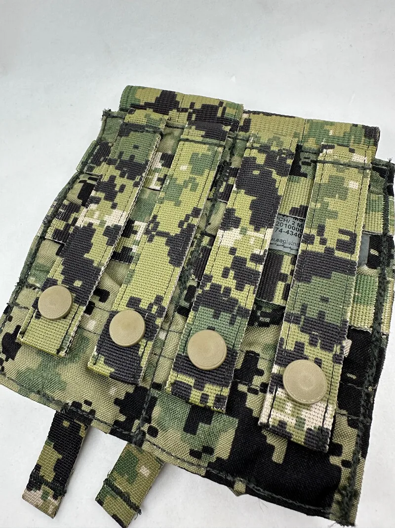 Bolsa portacargadores doble MOLLE AOR2 M4 – Militar - imagen 2