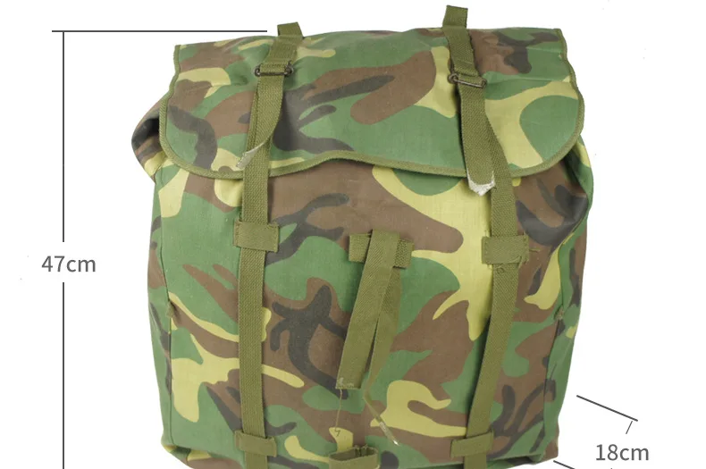 Mochila táctica impermeable camuflaje vista frontal