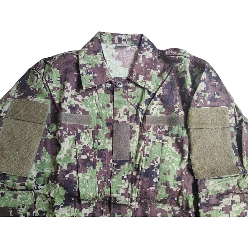 Conjunto de camuflaje digital verde para uniforme táctico - imagen 3