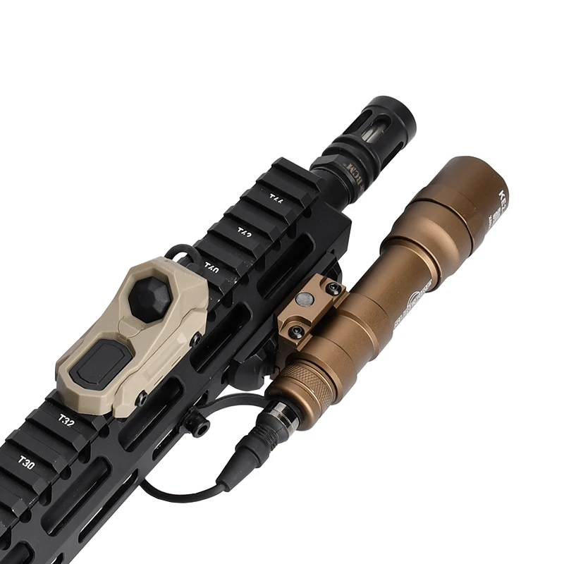 WADSN SF M600DF linterna táctica LED blanca para riel Picatinny - imagen 5