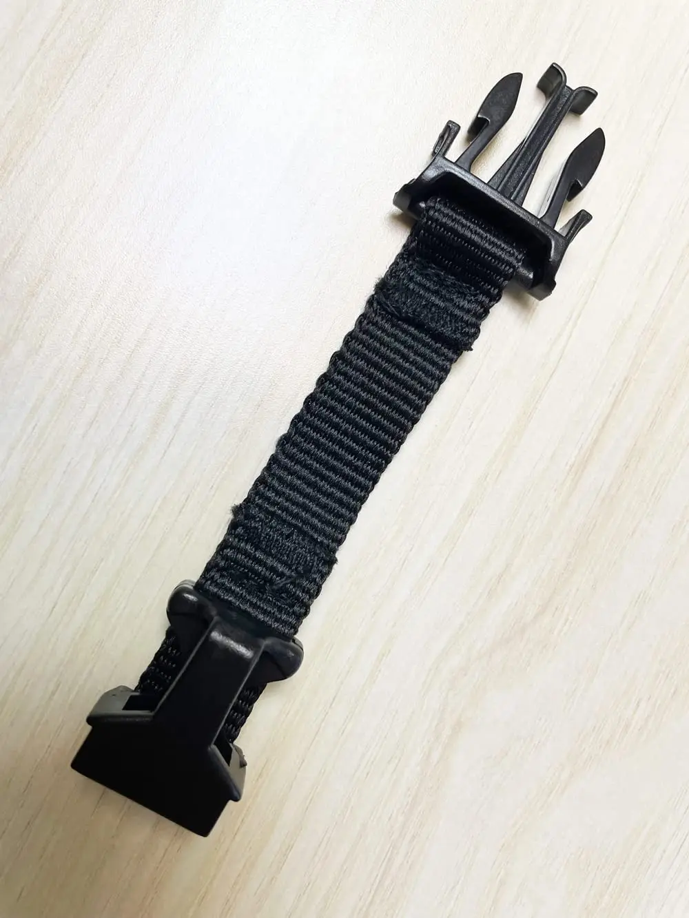 Extensor de barbilla con correa para casco táctico FMA Airsoft