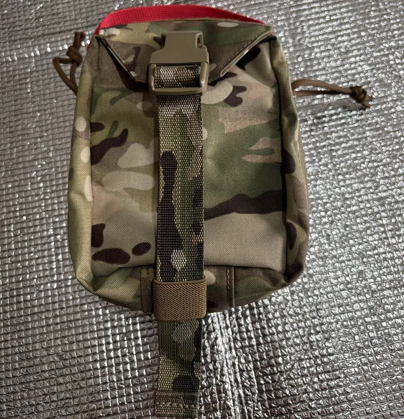 Bolsa médica táctica vertical de extracción rápida con cubierta - imagen 4