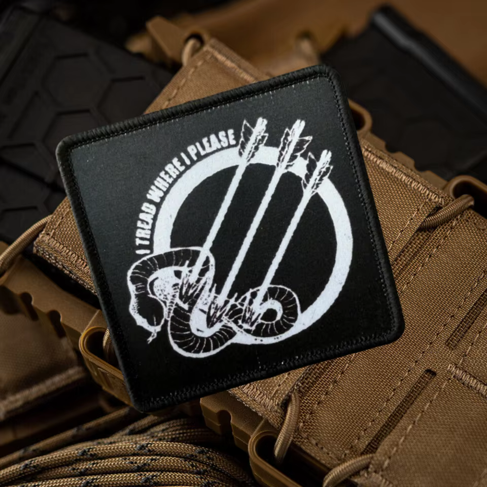 Parche tactico Punk con Velcro – Insignia militar para outdoor - imagen 3