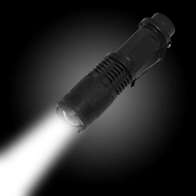 Elements Gear SK98 mini linterna LED retráctil XML T6 con zoom - imagen 4