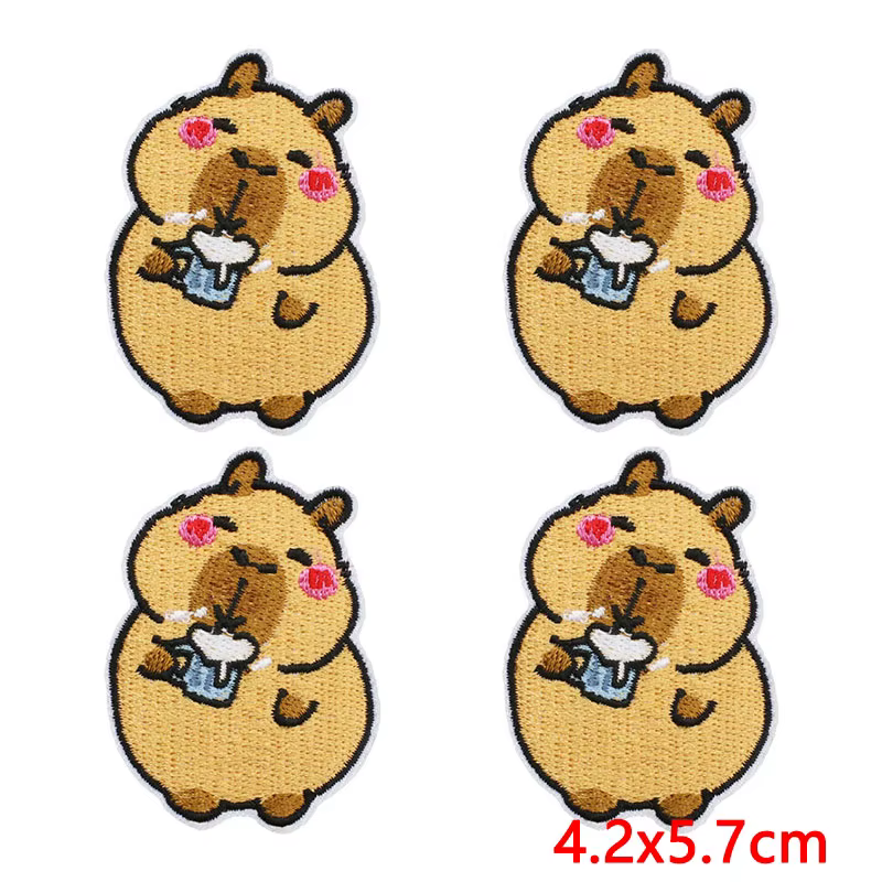 Parche termoadhesivo bordado capibara kawaii para coser - imagen 3