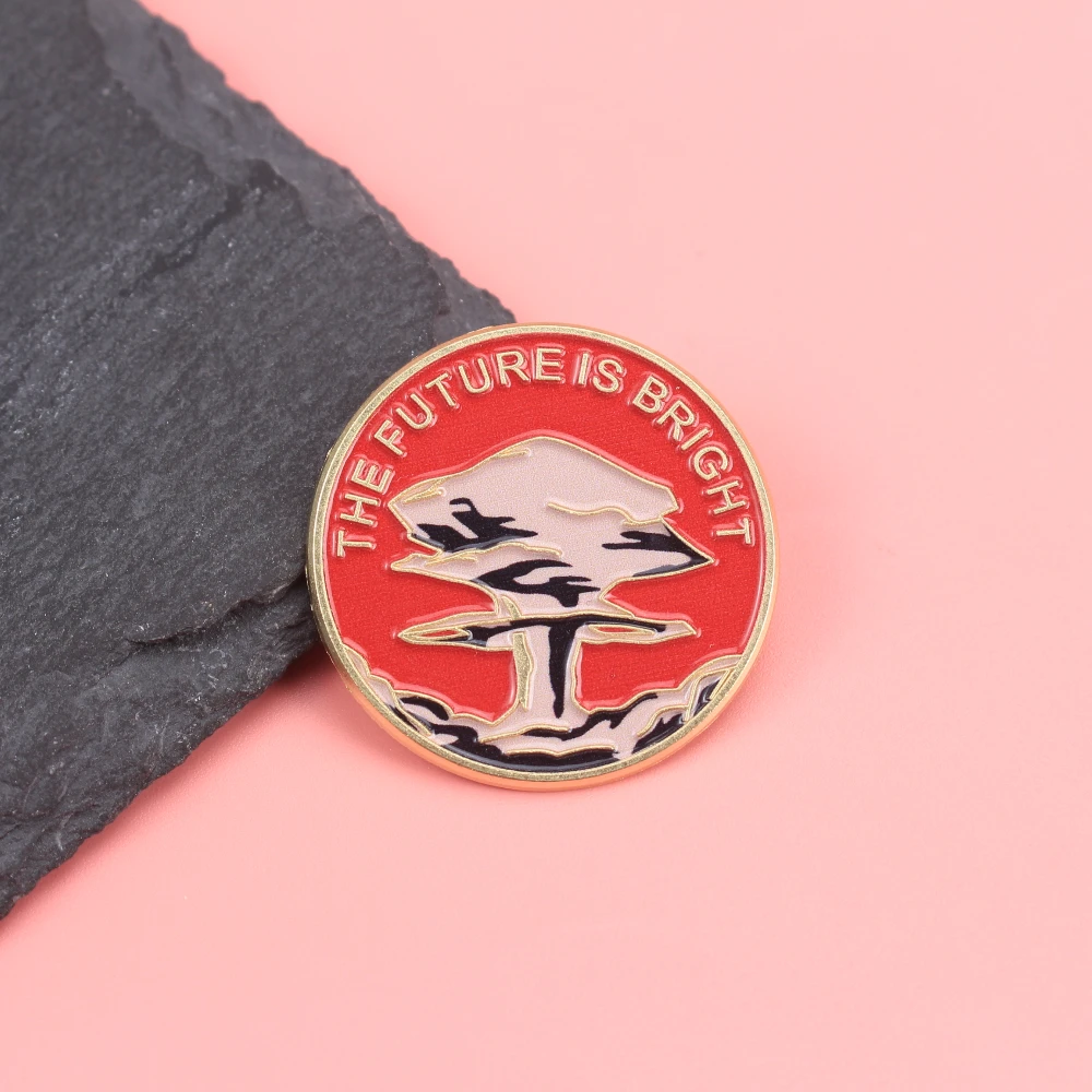 Broche y alfileres para personalizar mochila