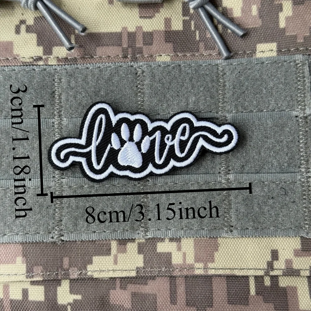 Detalle del diseño bordado del parche