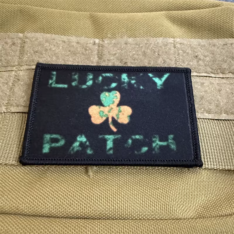Parche táctico trébol velcro – Insignia moral para uniforme - imagen 2