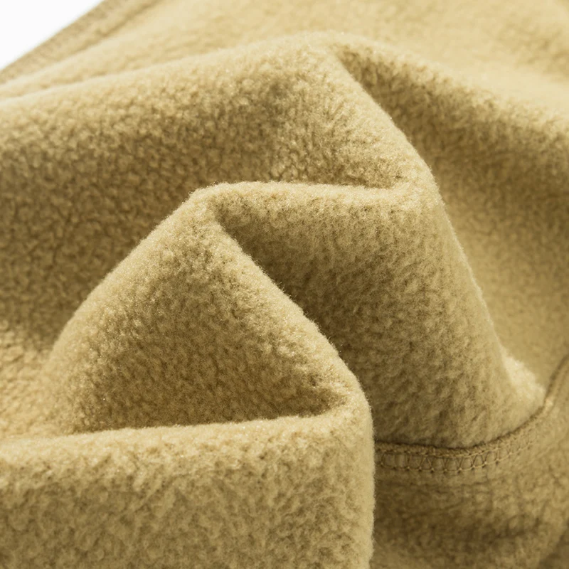 Detalle de las costuras y cintura ajustable