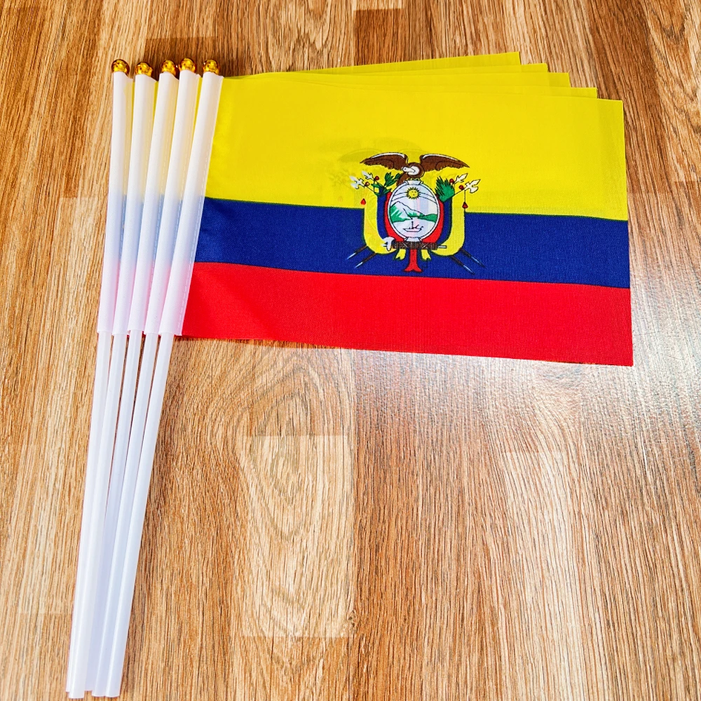 Bandera de Ecuador con asta plástica para eventos deportivos - imagen 3