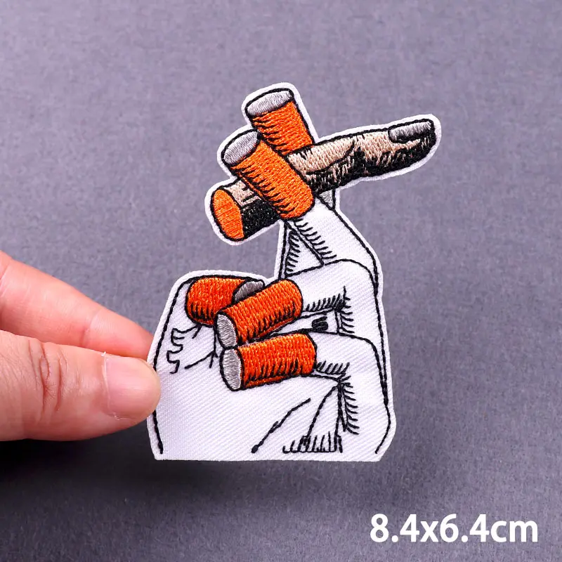 Parche bordado calavera punk – Para planchar o coser en chaleco táctico - imagen 4