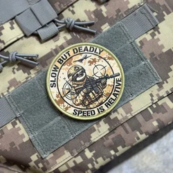 Parche táctico bordado con velcro Velocidad Relativa, Lenta Pero Letal