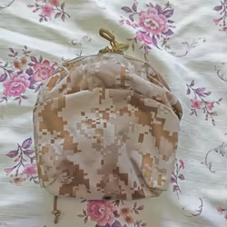Bolsa de almacenamiento táctica AOR1/AOR2 multicam – Uso outdoor