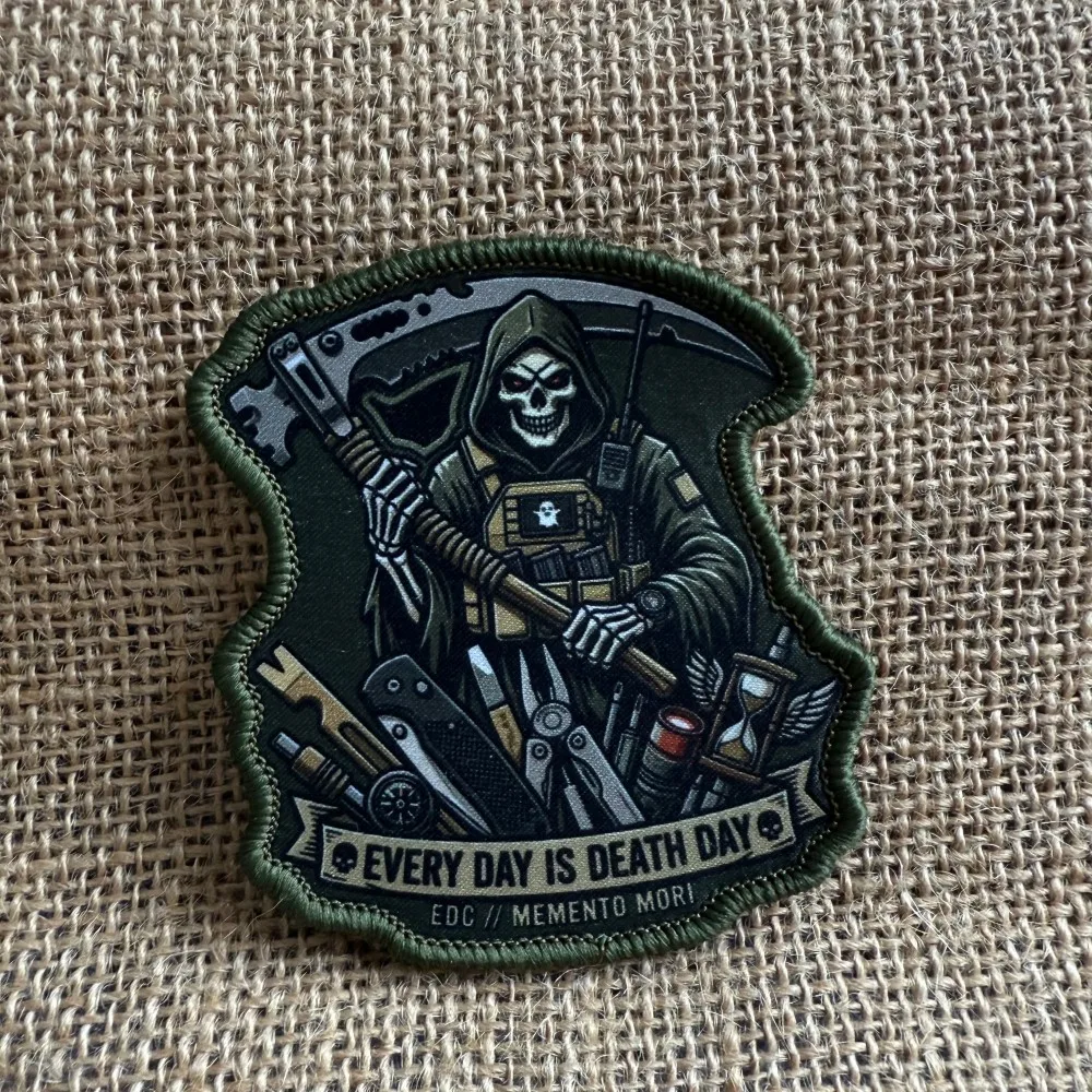 Parche táctico Reaper con gancho y bucle Cada día es muerte - imagen 5