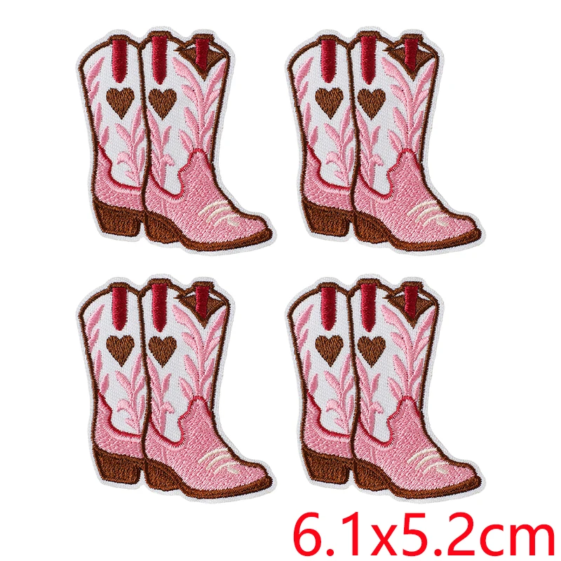 Parche termoadhesivo bordado vaquera del oeste con botas y corazones - imagen 4